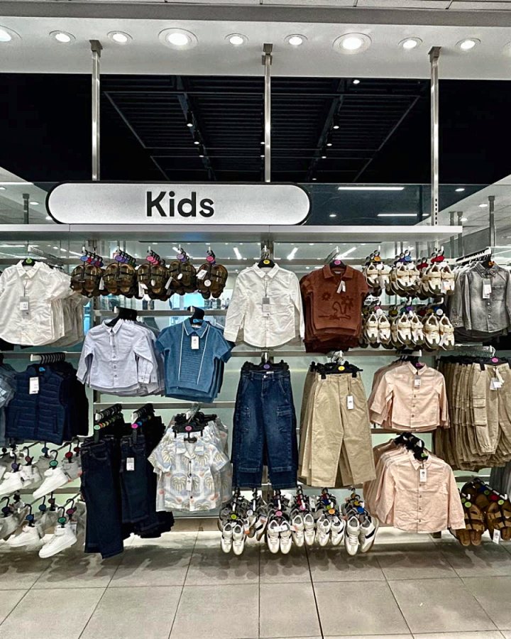 Visual merchandising — display em piso de loja 1
